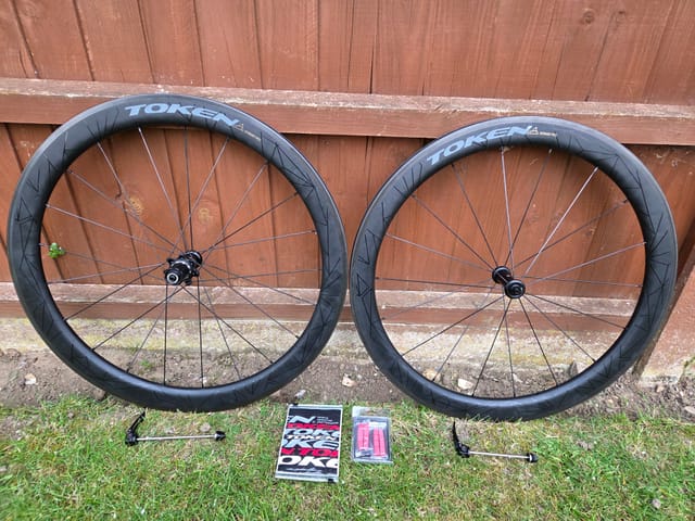 Token Konax Pro Zenith Carbon Tubeless Ready Wheelset - Shimano